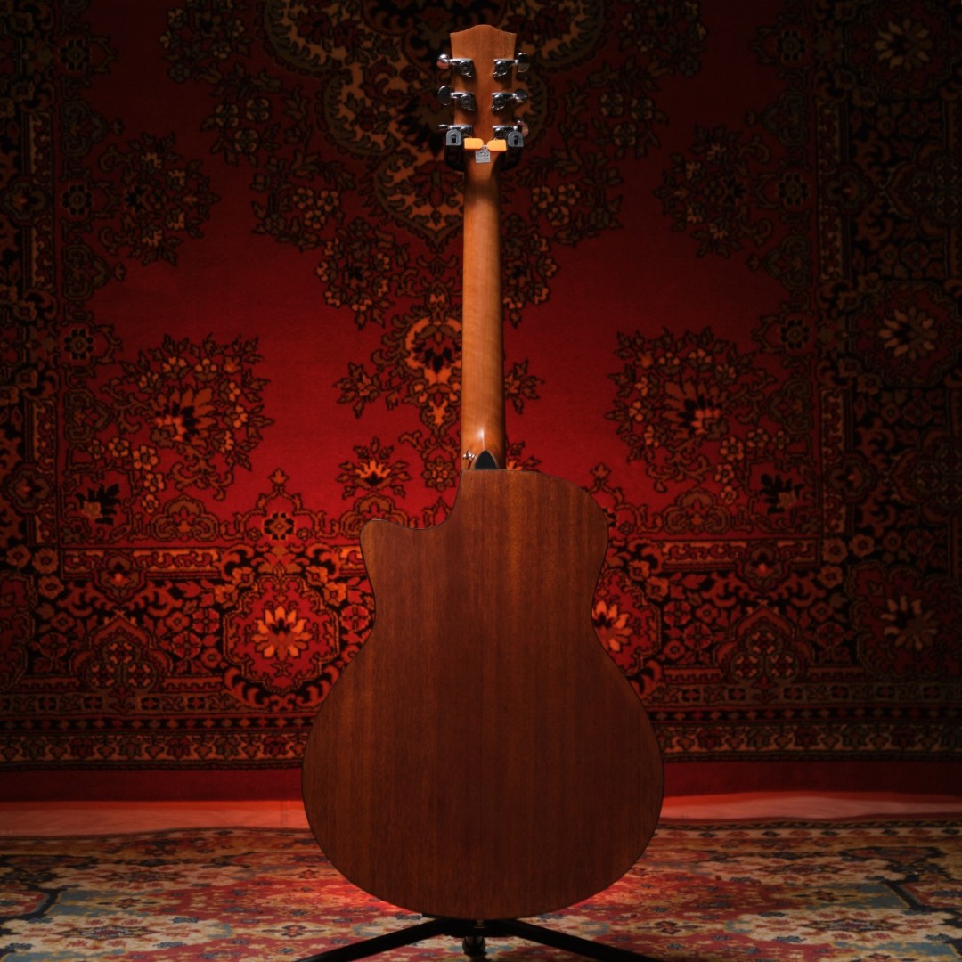 KEPMA EACE OS1 BK Matt Трансакустическая гитара, махагон, дека ель, цвет черный, матовый, X2 OS1